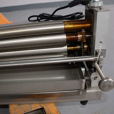 Máquina de pegado por pegamento en frío modelo-MF1000/800/720/610/380 Ancho máximo del recubrimiento