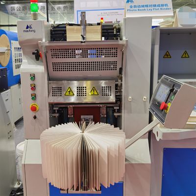 Maufung Máquina de encuadernación de álbumes fotográficos totalmente automática MF-PF400
